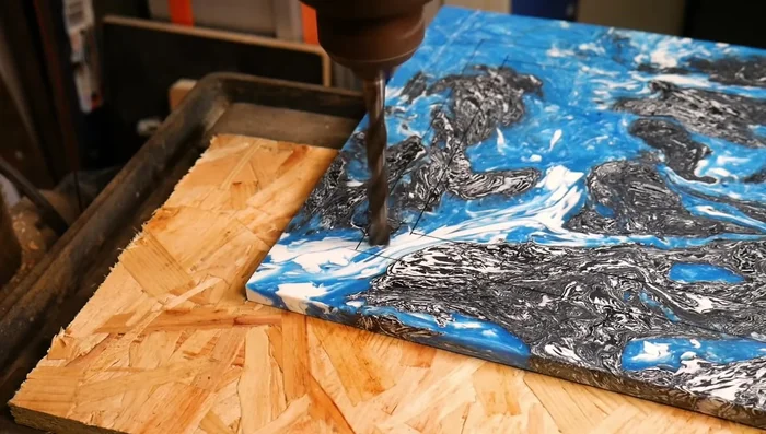 Cut the frame: Mark the desired size, then cut the frame using a scroll saw (or jigsaw/coping saw). Clean up with a chisel.