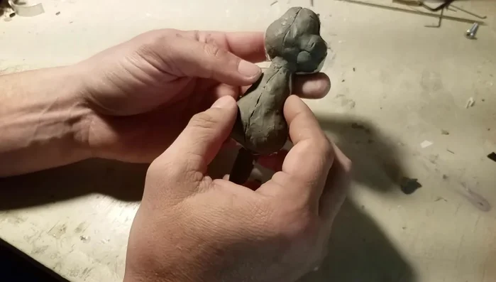 Create a clay model and make patterns.