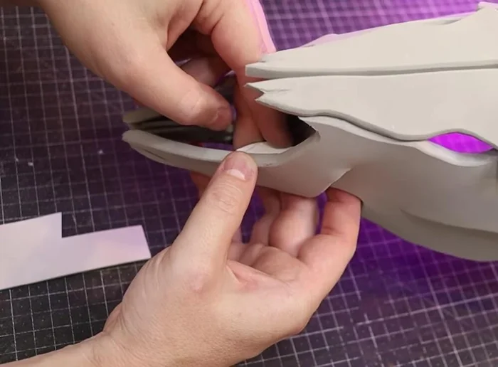 Add Part H (upper jaw) from 6mm foam to the inside of the skull and heat seal.