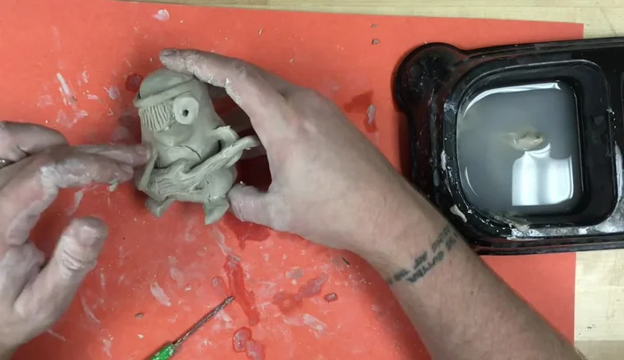 Smooth and refine: Use damp fingers to smooth over any cracks and seams.