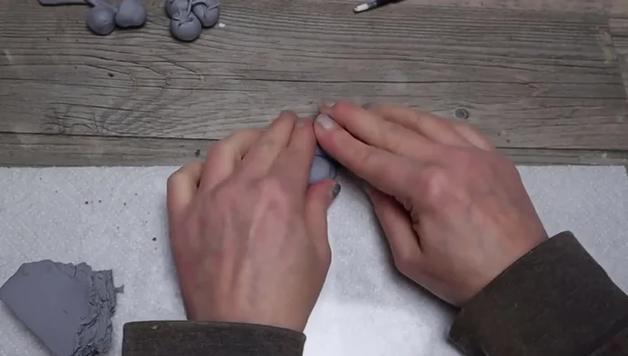 Make kidney beans: Use one or two magnets.