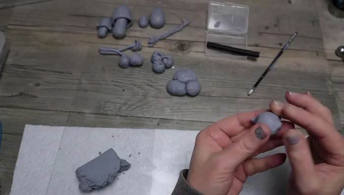 Make kidney beans: Use one or two magnets.