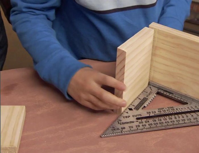 Clamp the pieces together and let the glue dry.