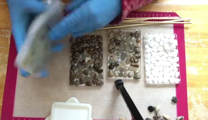 Let the resin cure for 1-2 weeks.