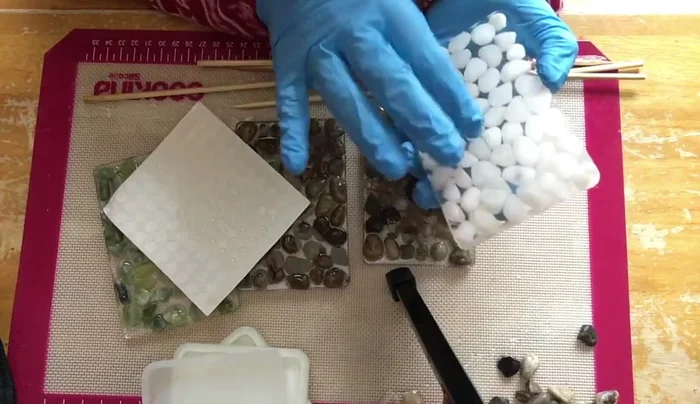 Apply rubber feet to the bottom of the soap dishes for stability and to protect the resin.