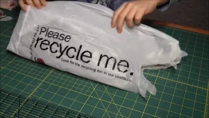 Cut the bags into 1-inch strips, then cut the strips into 5-inch lengths.