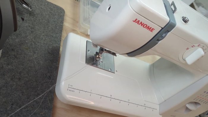 Tack ribbon to top corners of both lining and outer fabric.