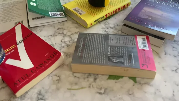 Spray leaves: Spray the back of the leaves with cooking spray to help them release from the cement later.