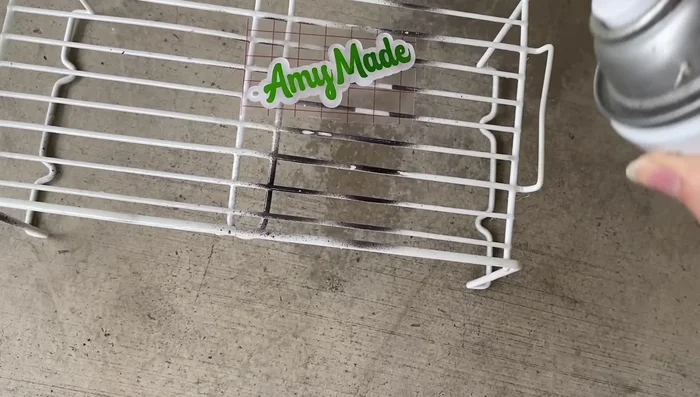 Optional Sealer and Resin Coating: Apply a sealer spray before applying resin (if using resin) for better adhesion. Alternatively, use only sealer spray or glittery resin.