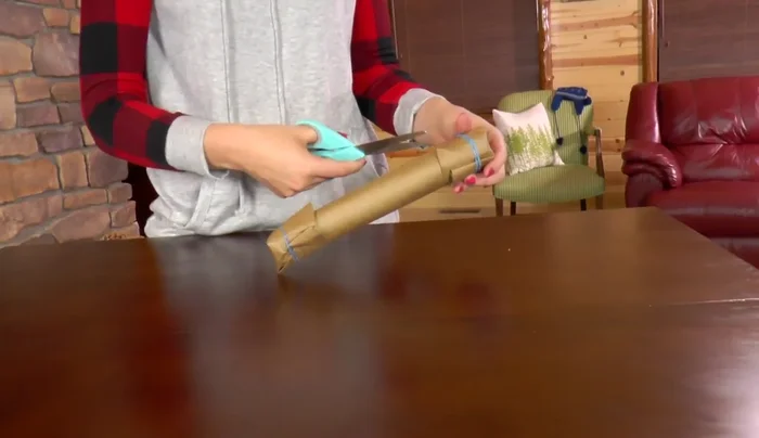 Apply a small amount of glue under the circles to secure the rice.